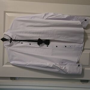 Tuxedo shirt size small neck size fourteen to fourteen and a half